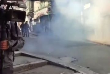 La Policía gasifica a movilización ‘evista’ que pretendía ingresar a la plaza Murillo