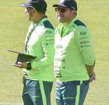 Villegas asegura  que mantiene su proyecto inicial