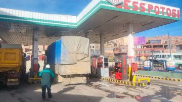 Llegan carburantes con mucha dificultad y choferes van a paro