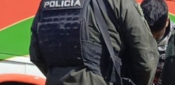 Bloqueadores atacan a policías en Llallagua; reportan dos efectivos heridos de bala