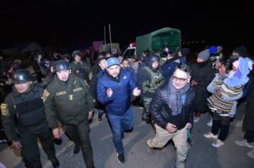 El Gobierno central recupera el control de Llallagua