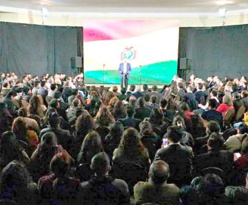 Educación: Samuel ofrece inglés y emprendimiento