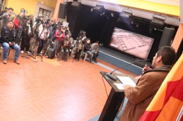 Hallazgo arqueológico relacionado con la cultura Tiwanacota