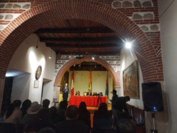 Presentaron libro “Potosí” de poemas e historia