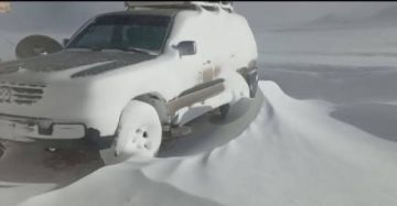 Reportan que la nieve atrapó a un grupo de turistas en el sudoeste