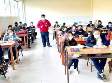 Exigirán carnet de vacuna para el retorno a clases