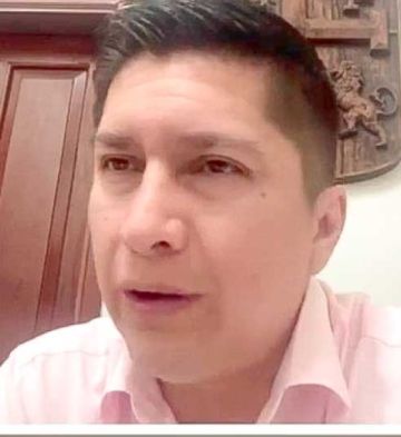 Medrano: Si hay convulsión los sacarán a patadas
