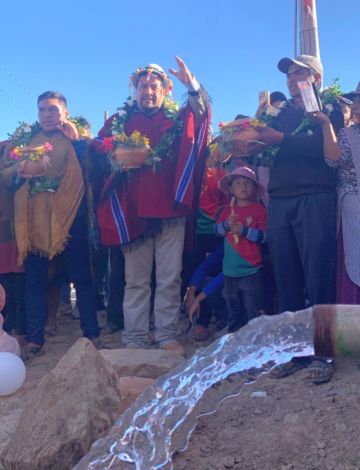 Ministro Yamil Flores concreta histórica entrega de sistema de agua del gobierno nacional en Sucre para casi 2.000 familias