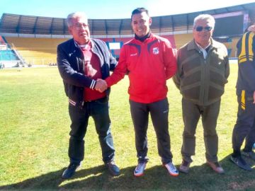 Godoy apelará a un tridente ofensivo para retar a los cochabambinos