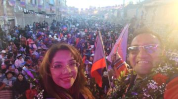 Los candidatos realizaron concentraciones masivas convocando a votantes entre música y baile.