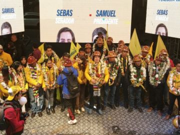 Los candidatos realizaron concentraciones masivas convocando a votantes entre música y baile.