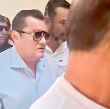 Jhonny Fernández, abucheado en su recinto 