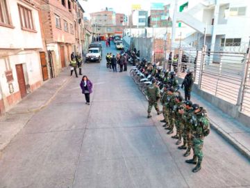 Potosí votó custodiado por decenas de policías y militares   policiales