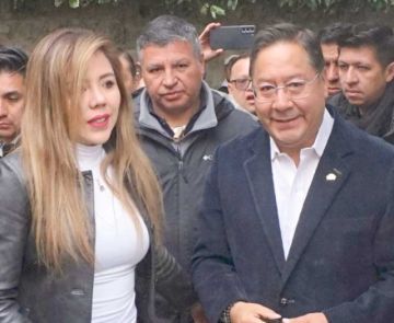 Rechiflas para el presidente Arce y Eva Copa