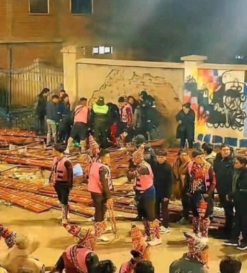 URGENTE: Colapsó un módulo de graderías en la avenida Sevilla y reportan heridos