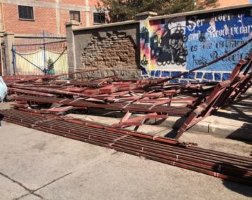 Fiscalía de Potosí reporta la aprehensión de una persona tras desplome de graderías en el convite de Ch’utillos 