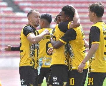 The Strongest amenaza con no jugar el clásico paceño 