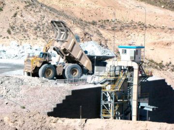 Gobernador destaca el avance en la recaudación de regalías mineras