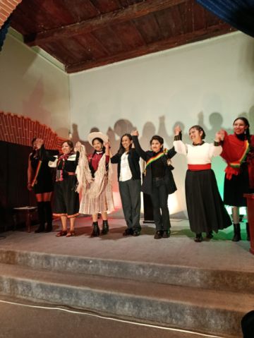 “Mujeres Potosinas en la Independencia de Bolivia: Las que no firmaron el acta” se estrenó en la Casa de Moneda.