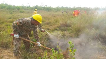 En Bolivia registran tres incendios y activan alertas por posible propagación