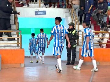 Los jugadores de Córdova al final del partido.