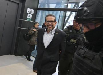 Preparan recibimiento masivo a Fernando Camacho cuando llegue a Santa Cruz de la Sierra