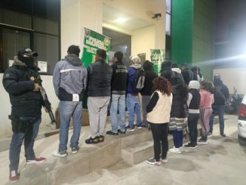Felcc arresta a 15 personas sospechosas con actividad ilícita