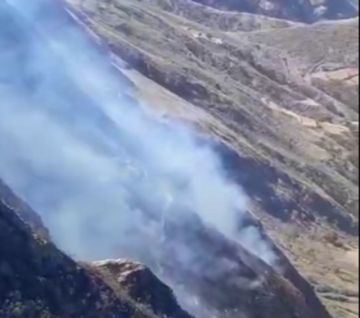 Envían apoyo de Cochabamba para sofocar el incendio en Toro Toro