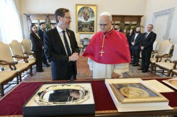 El papa León XIV recibe al presidente de Israel en el Vaticano