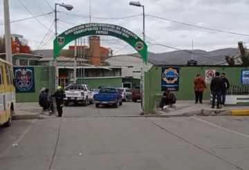 Día del Peatón: Detienen a infractores circulando por las calles de Potosí