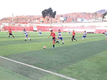 Incidencias del partido entre Highland Players y Juan Aurich.