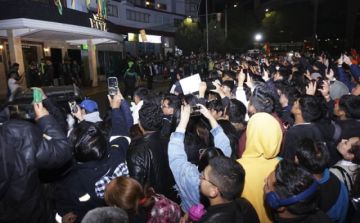 “Banderazo” boliviano motiva a la Verde a horas del choque ante Brasil
