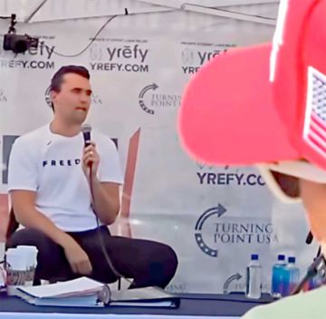 Charlie Kirk, aliado de  Trump, muere baleado