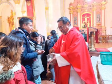 Vicario de la Catedral de Potosí conmemoró 31 años de su ordenación sacerdotal