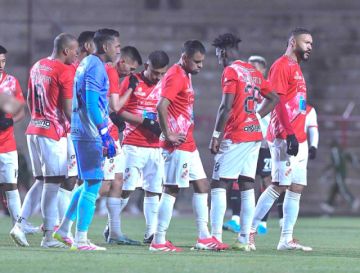 La banda roja ganó un solo partido fuera de casa en este año