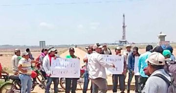 Bloquean ingreso a pozo  petrolero en Santa Cruz
