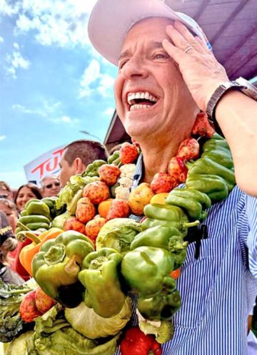 Tuto: Lara ataca al TSE porque no quiere debatir