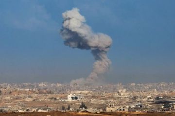 Israel lleva a cabo bombardeos de alfombra en Gaza y cierra la segunda vía que abrió para evacuar la ciudad