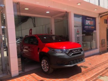 Vehículos nuevos están disponibles en SAS Motors.