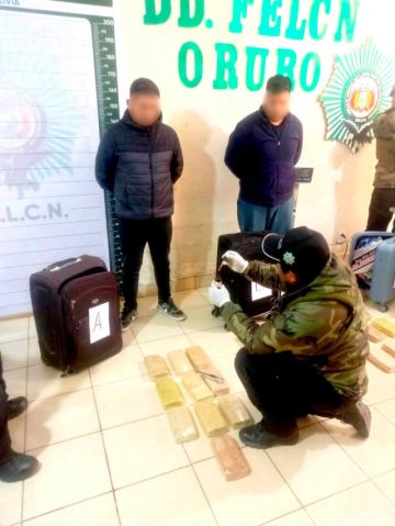 Hallan droga en maletas en flota con pasajeros