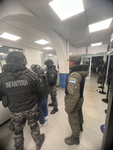 Bolivia entrega a Argentina a ciudadano peruano sindicado por triple asesinato
