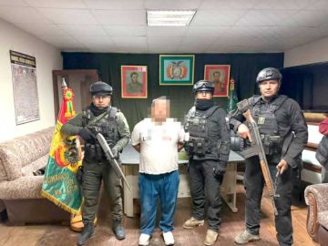 Bolivia expulsa a presunto asesino que era buscado