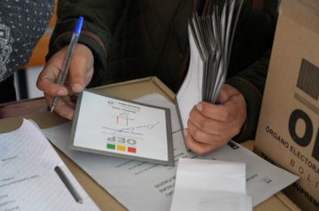 TSE inicia envío de maletas electorales al exterior rumbo al balotaje