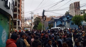 Choferes reclaman resarcimiento por lo daños a causa del combustible de mala calidad
