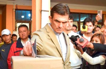Paz llama a FFAA y Policía a estar con “las mayorías”