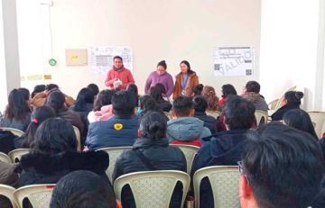 La capacitación de jurados electorales llega a su fin y viene armado de maletas