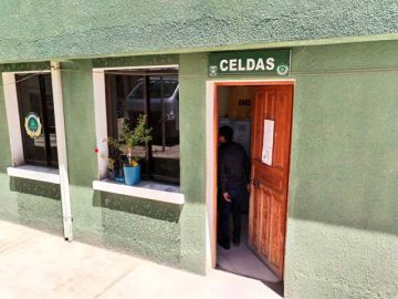 Funcionario agrede a una mujer en oficina de Aapos