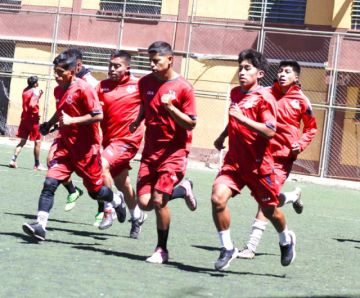 Real Cotagaita y Mineros miden fuerzas este sábado en el estadio “Potosí” por la AFP
