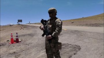 Policía refuerza operativo “frontera segura” en Potosí y recupera vehículo robado en Chile