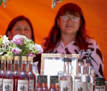 Buscan impulsar la ruta de la Ratafia en Potosí